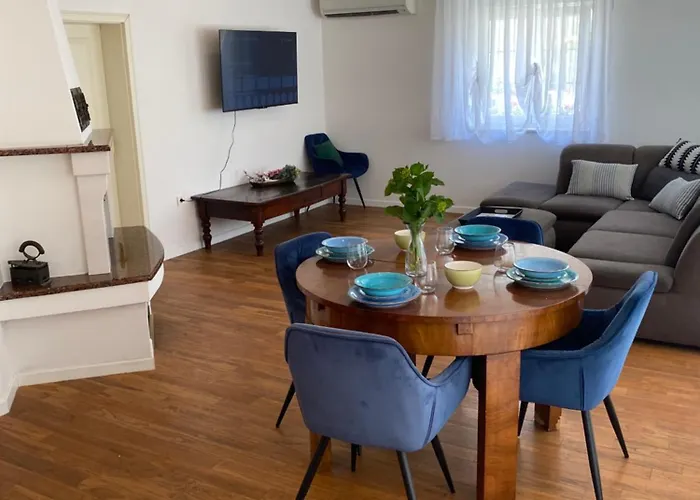 Private Pool 2 Biograd Na Moru